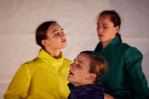 Treatment of Remembering (Sabina Bočková, Johana Pocková, Inga Zotova-Mikshina). Photo: Kamil Hauptmann.