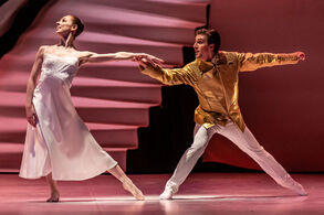 Cinderella (Alina Nanu, Jakub Rašek). Photo: Martin Divíšek.