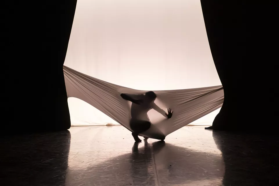 Youth in the Shadow of Digital Noise. Adriana Štefaňáková’s triptych offers a clever and insightful commentary on the present