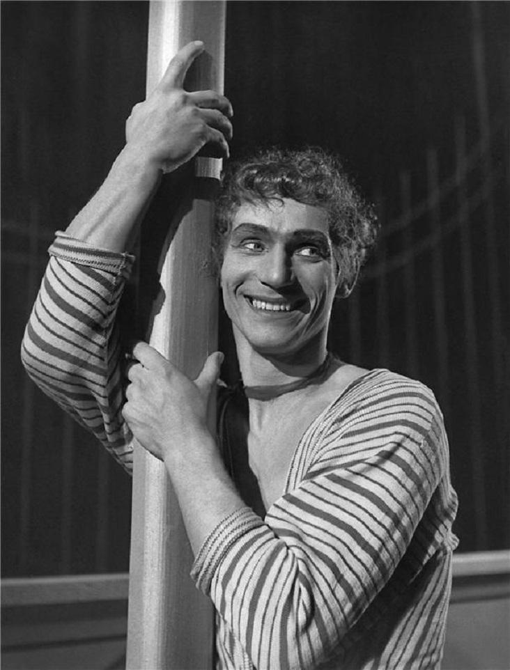 Sluha dvou pánů - Miroslav Kůra (Truffaldino). Foto: Jaromír Svoboda