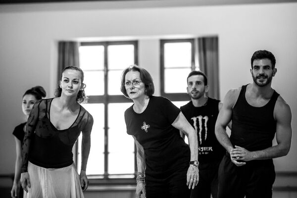 Mosty času, zkoušky (Roslyn Anderson). Photo: Martin Divíšek.