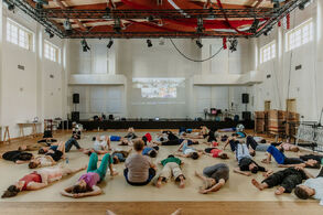 Inner Speech as a Stage Gesture in Instant Composition. Lisa Nelson workshop. Photo: Tereza Jakoubková Photography.