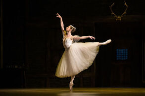 La Sylphide (Alina Nanu). Photo: Sergei Gherciu.