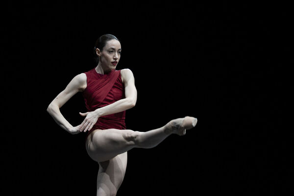 Soloist Marta Marigliani in I Feel the Earth Move by Benjamin Millepied. 
Photo: Fabrizio Sansoni / Teatro dell’Opera di Roma 2026.