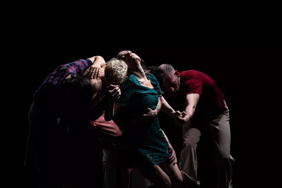 Sonate Bach. Di fronte al dolore degli altri by Virgilio Sieni. Courtesy of ORBITA|Spellbound Centro Nazionale di Produzione della Danza. Photo: Giuseppe Follacchio