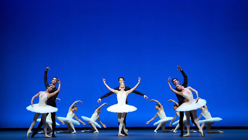 Staatsballett Berlin: Symphony in C. Photo: Carlos Quezada.