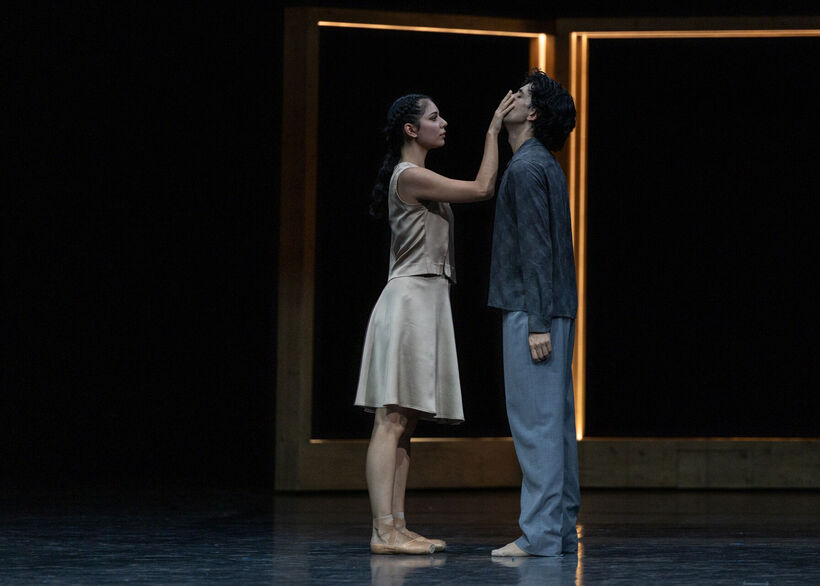 Mthuthuzeli November: Rhapsodies. Photo: Maria Helena Buckley / Paris Opera Ballet.