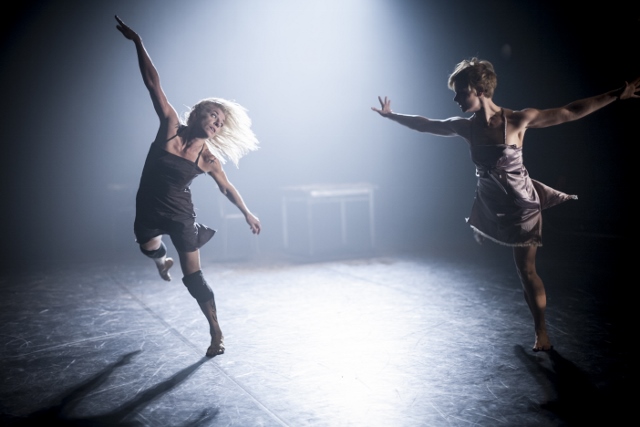 Charlotta Öfverholmová a Veronika Knytlová, Foto: Vojta Brtnický